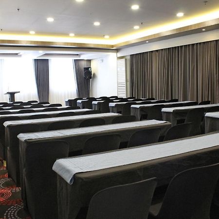 Fersal Hotel Malakas, Quezon City Ngoại thất bức ảnh