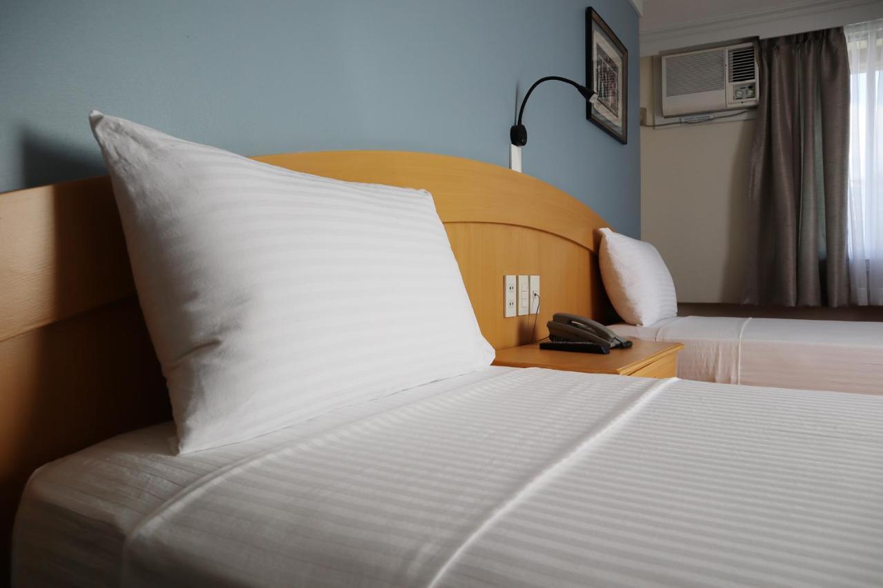 Fersal Hotel Malakas, Quezon City Ngoại thất bức ảnh