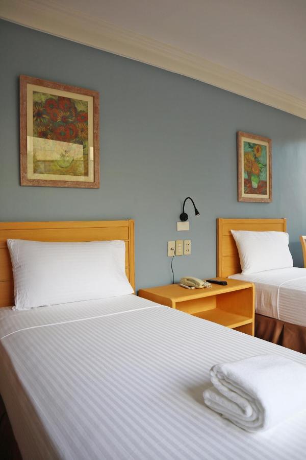 Fersal Hotel Malakas, Quezon City Ngoại thất bức ảnh