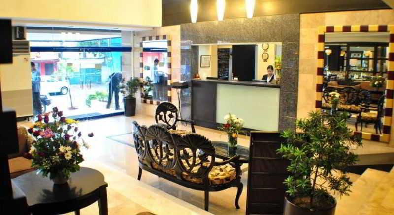 Fersal Hotel Malakas, Quezon City Ngoại thất bức ảnh