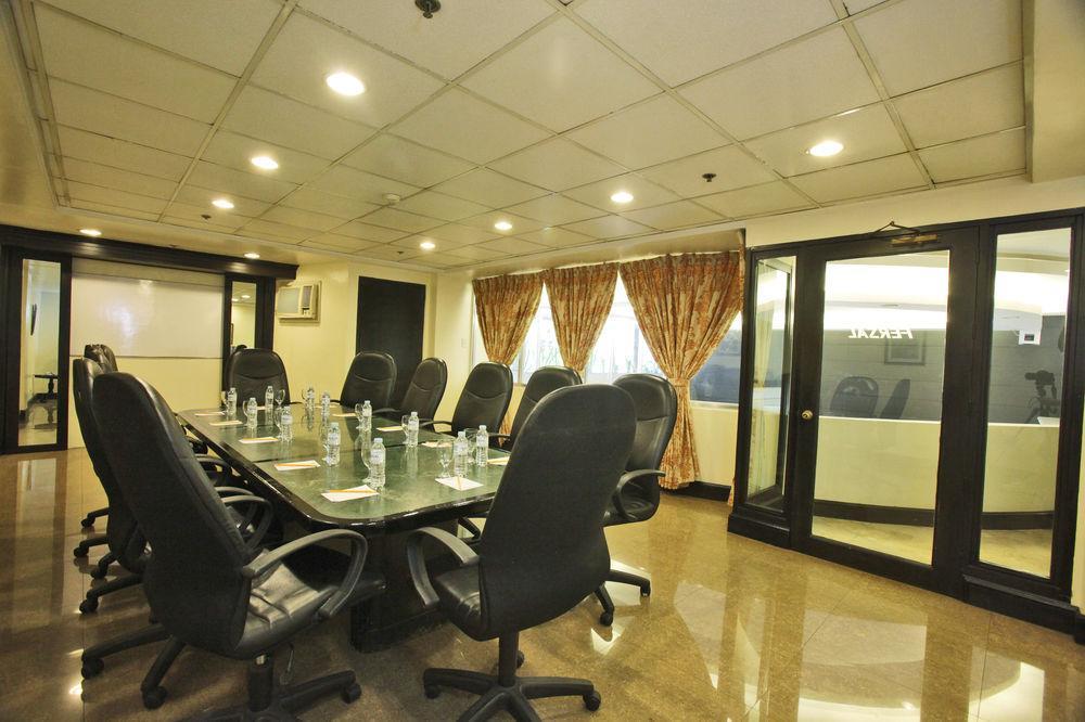 Fersal Hotel Malakas, Quezon City Ngoại thất bức ảnh