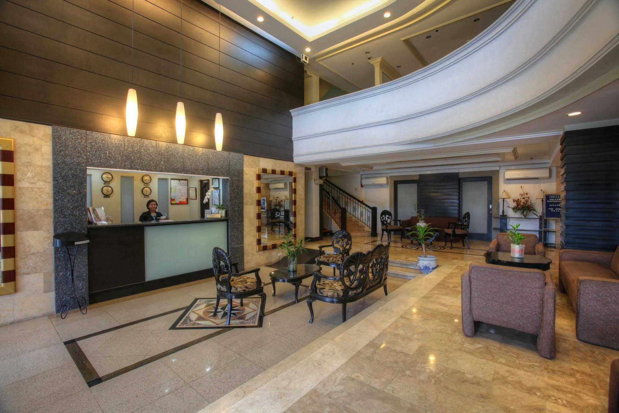 Fersal Hotel Malakas, Quezon City Ngoại thất bức ảnh